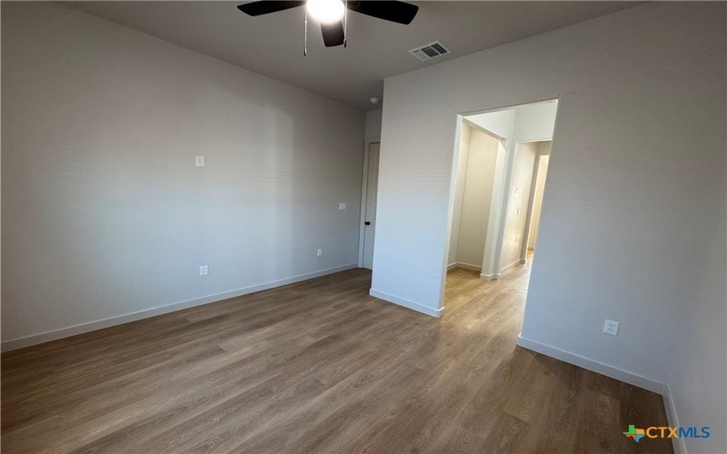 318 Warehouse Road, Victoria, TX 77905, 3 Habitaciones Habitaciones , ,2 BañosBaños,Residential,En Venta,318 Warehouse Road,0,601168