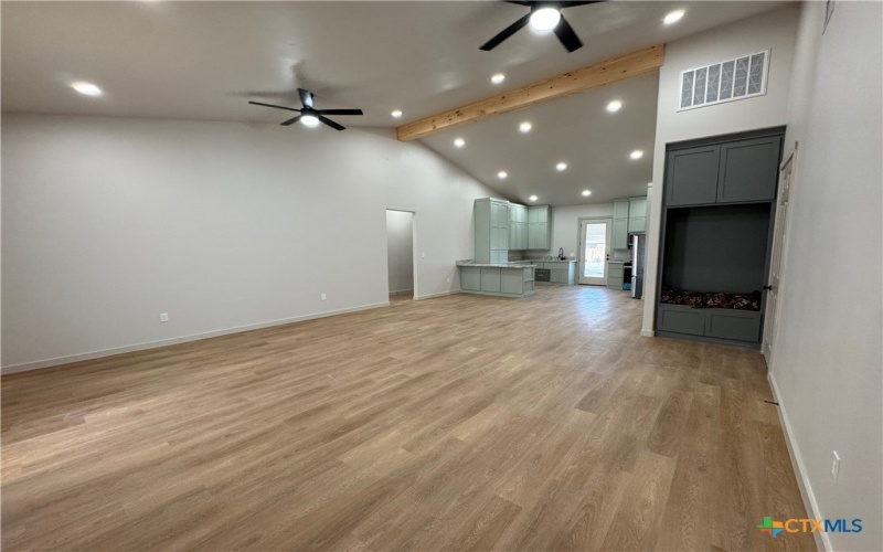 318 Warehouse Road, Victoria, TX 77905, 3 Habitaciones Habitaciones , ,2 BañosBaños,Residential,En Venta,318 Warehouse Road,0,601168