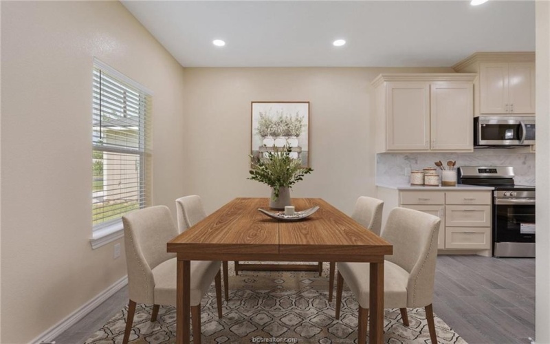 1108 Richard Street #A, Bryan, TX 77803, 3 Habitaciones Habitaciones , ,2 BañosBaños,Residential,En Venta,1108 Richard Street,0,26000267