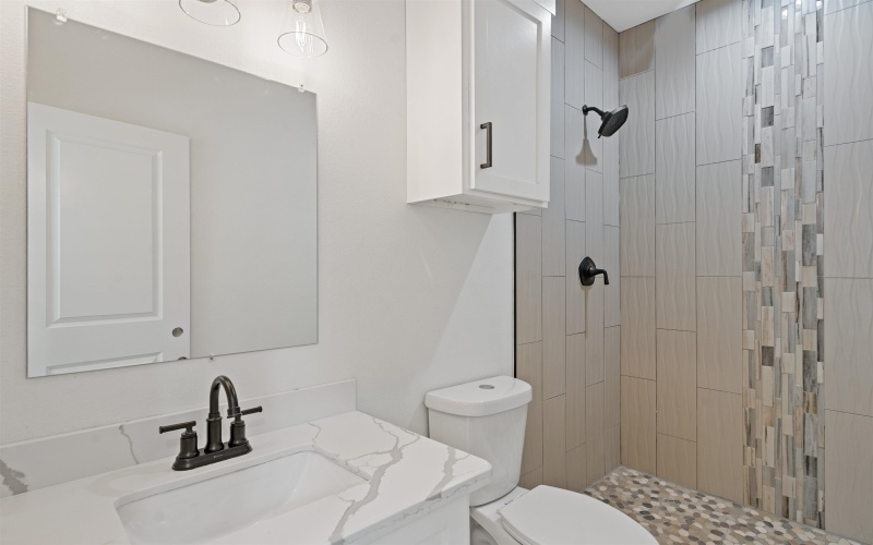 406 E Cortinas, Del Rio, TX 78840, 3 Habitaciones Habitaciones , ,2 BañosBaños,Residential,En Venta,406 E Cortinas,0,208003