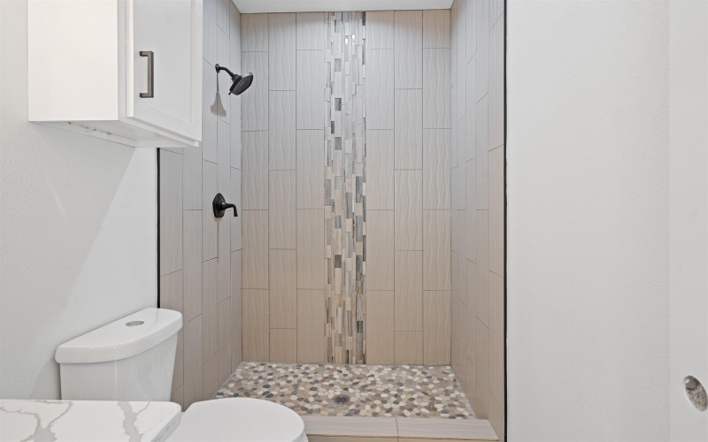 406 E Cortinas, Del Rio, TX 78840, 3 Habitaciones Habitaciones , ,2 BañosBaños,Residential,En Venta,406 E Cortinas,0,208003