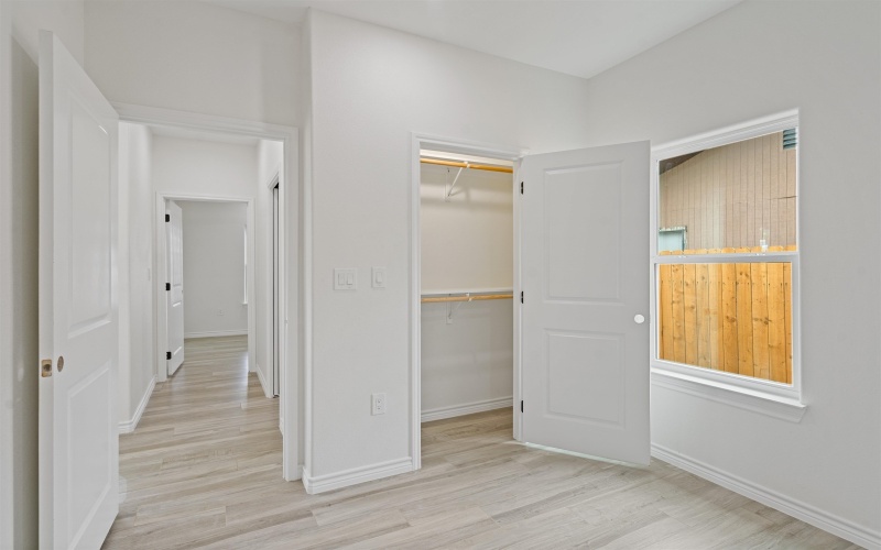 406 E Cortinas, Del Rio, TX 78840, 3 Habitaciones Habitaciones , ,2 BañosBaños,Residential,En Venta,406 E Cortinas,0,208003