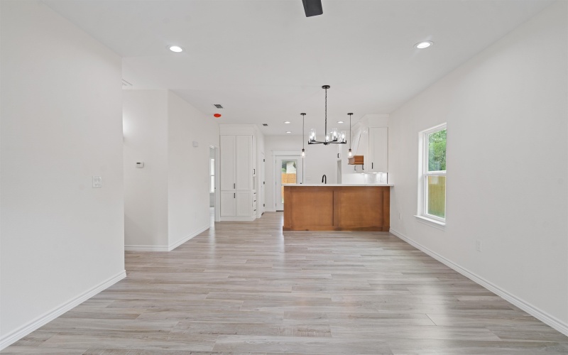 406 E Cortinas, Del Rio, TX 78840, 3 Habitaciones Habitaciones , ,2 BañosBaños,Residential,En Venta,406 E Cortinas,0,208003