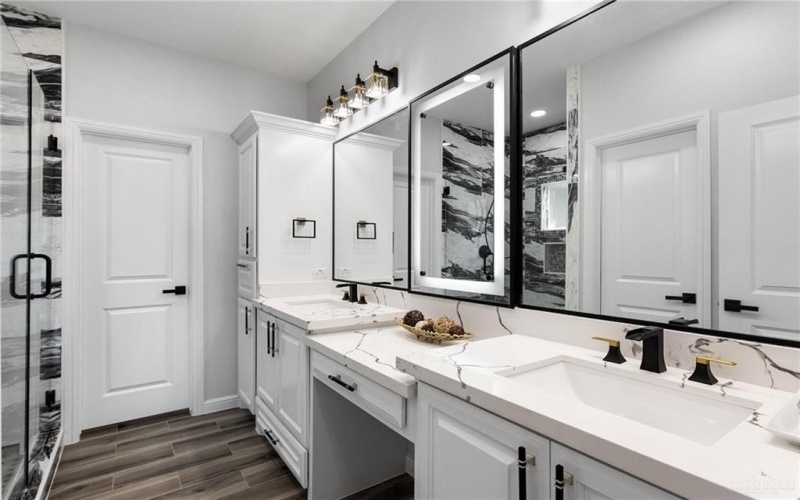 2105 Zinnia Street, Weslaco, TX 78596, 3 Habitaciones Habitaciones , ,2 BañosBaños,Residential,En Venta,2105 Zinnia Street,0,491614