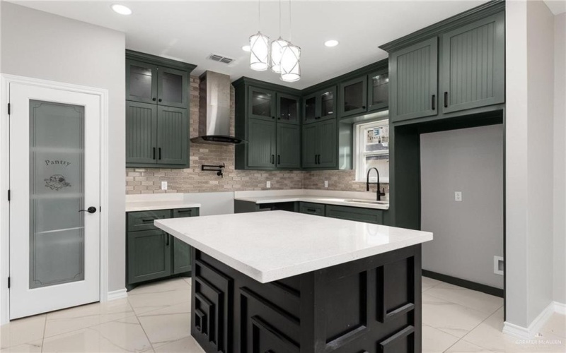 2342 Victoriano Street, Weslaco, TX 78596, 3 Habitaciones Habitaciones , ,2 BañosBaños,Residential,En Venta,2342 Victoriano Street,0,491619