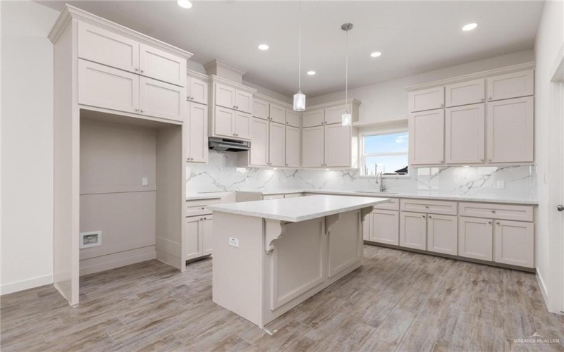 349 Barcelona Street, Donna, TX 78537, 3 Bedrooms Bedrooms, ,2 BathroomsBathrooms,Residential,For Sale,349 Barcelona Street,0,491629