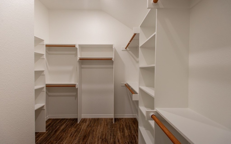 110 Saint Francis Ln, Mabank, TX 75156, 4 Bedrooms Bedrooms, ,2 BathroomsBathrooms,Residential,For Sale,110 Saint Francis Ln,0,110136