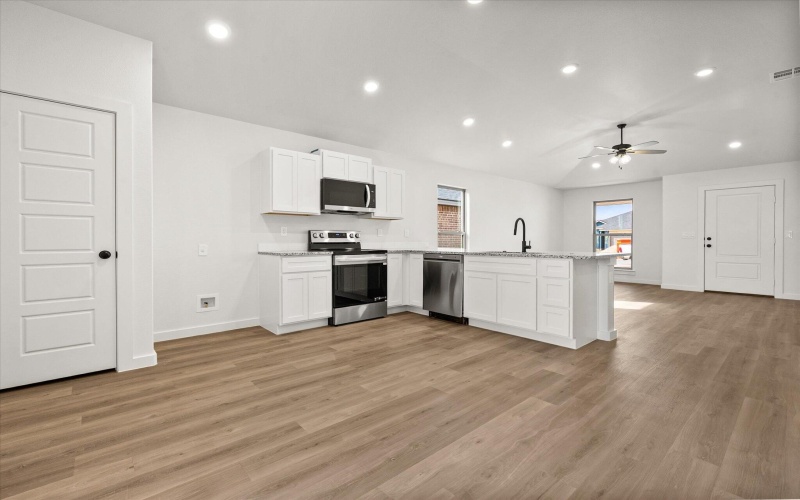 2611 Garland Avenue, Lubbock, TX 79407, 3 Habitaciones Habitaciones , ,2 BañosBaños,Residential,En Venta,2611 Garland Avenue,0,202600340