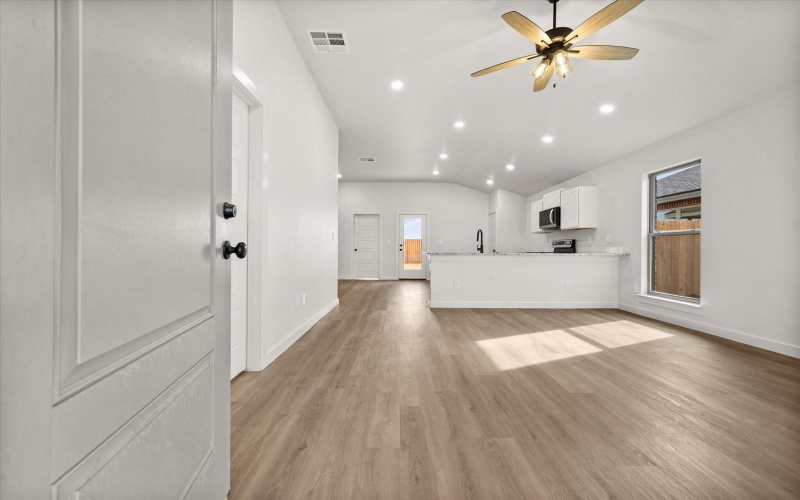 2611 Garland Avenue, Lubbock, TX 79407, 3 Habitaciones Habitaciones , ,2 BañosBaños,Residential,En Venta,2611 Garland Avenue,0,202600340