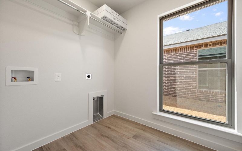 7103 14th Street, Lubbock, TX 79416, 4 Habitaciones Habitaciones , ,2 BañosBaños,Residential,En Venta,7103 14th Street,0,202600349