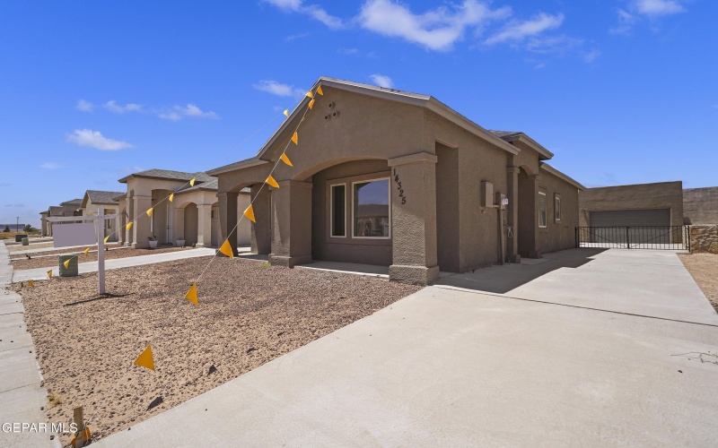 14325 Toby Davis Drive, Horizon City, TX 79928, 3 Bedrooms Bedrooms, ,2 BathroomsBathrooms,Residential,For Sale,14325 Toby Davis Drive,0,925826