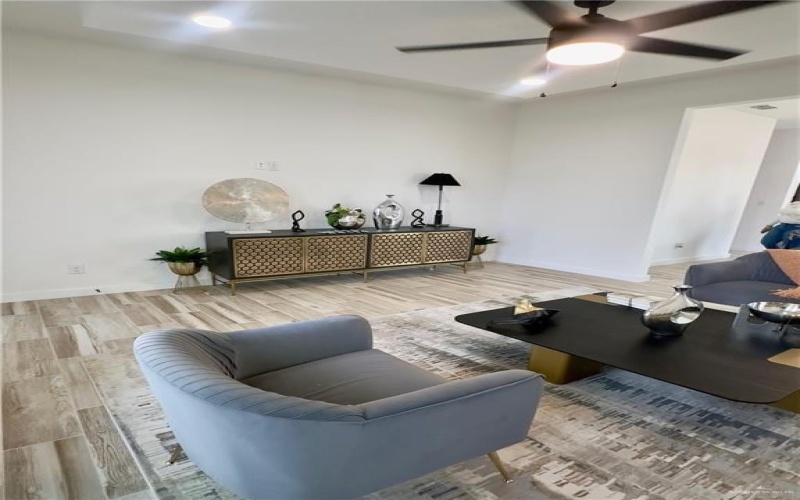 2309 N Gaytan Avenue, Edinburg, TX 78542, 4 Habitaciones Habitaciones , ,2 BañosBaños,Residential,En Venta,2309 N Gaytan Avenue,0,491494