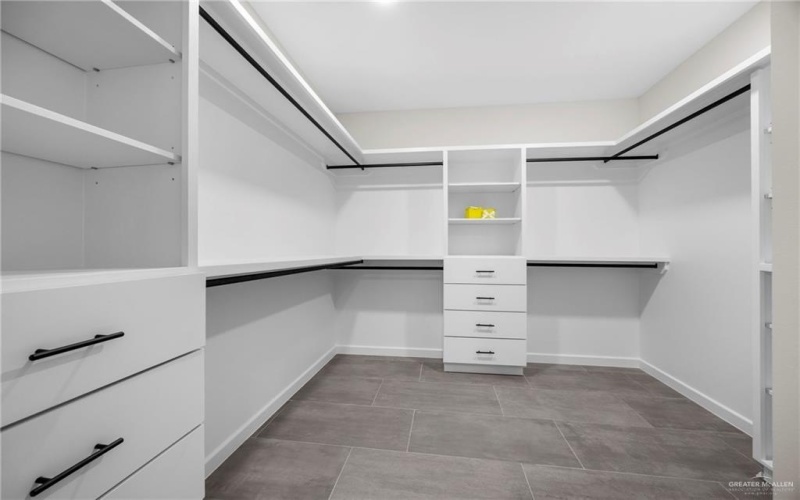 2211 Dorado Drive, Mission, TX 78573, 3 Bedrooms Bedrooms, ,2 BathroomsBathrooms,Residential,For Sale,2211 Dorado Drive,0,491540