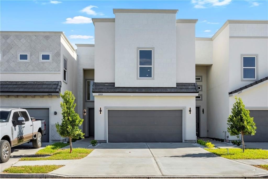 2203 Dorado Drive, Mission, TX 78573, 3 Bedrooms Bedrooms, ,2 BathroomsBathrooms,Residential,For Sale,2203 Dorado Drive,0,491547