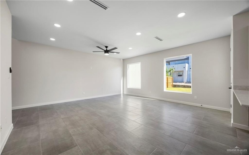 2203 Dorado Drive, Mission, TX 78573, 3 Bedrooms Bedrooms, ,2 BathroomsBathrooms,Residential,For Sale,2203 Dorado Drive,0,491547