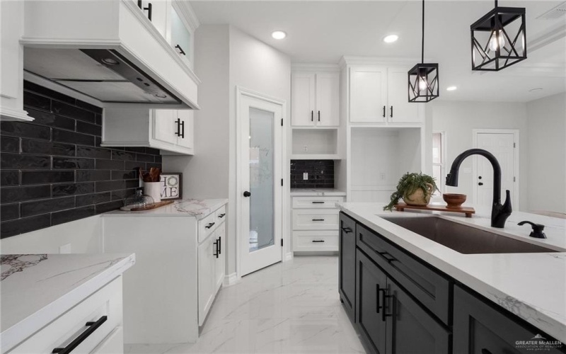 2321 Cardinal Drive, Weslaco, TX 78596, 3 Habitaciones Habitaciones , ,2 BañosBaños,Residential,En Venta,2321 Cardinal Drive,0,491611