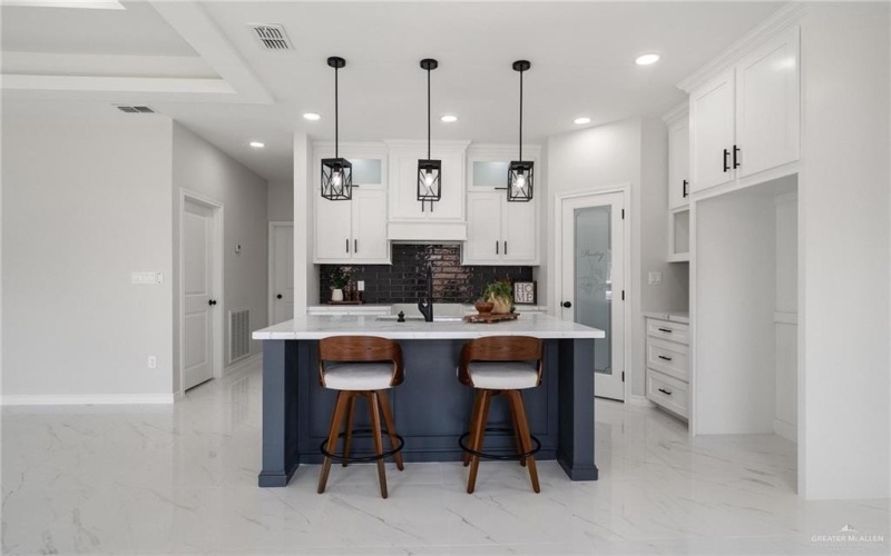 2321 Cardinal Drive, Weslaco, TX 78596, 3 Habitaciones Habitaciones , ,2 BañosBaños,Residential,En Venta,2321 Cardinal Drive,0,491611