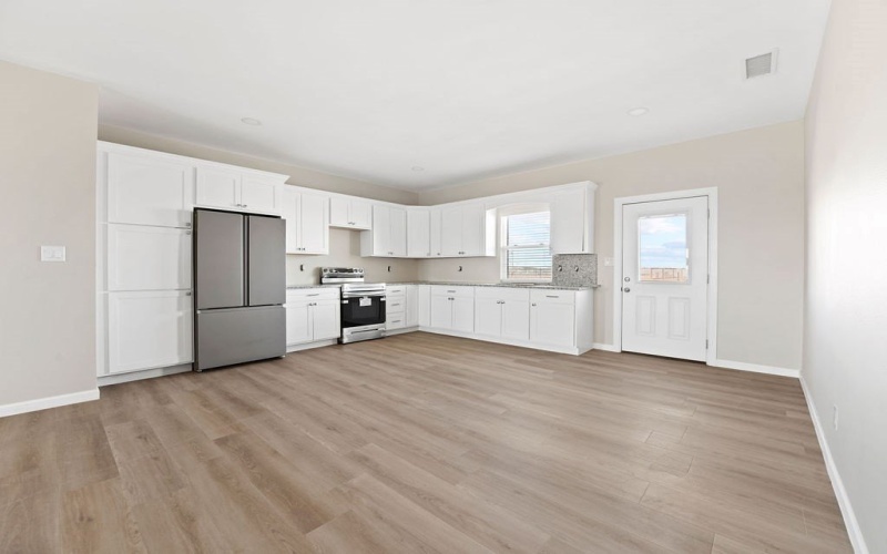 6615 E County Rd 61, Midland, TX 79705, 8 Bedrooms Bedrooms, ,8 BathroomsBathrooms,Residential Multi Family,For Sale,6615 E County Rd 61,0,50087858