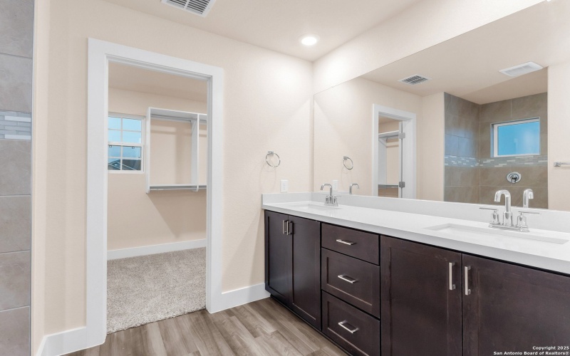 7230 walker loop, San Antonio, TX 78233, 3 Habitaciones Habitaciones , ,2 BañosBaños,Residential,En Venta,7230 walker loop,0,1930126