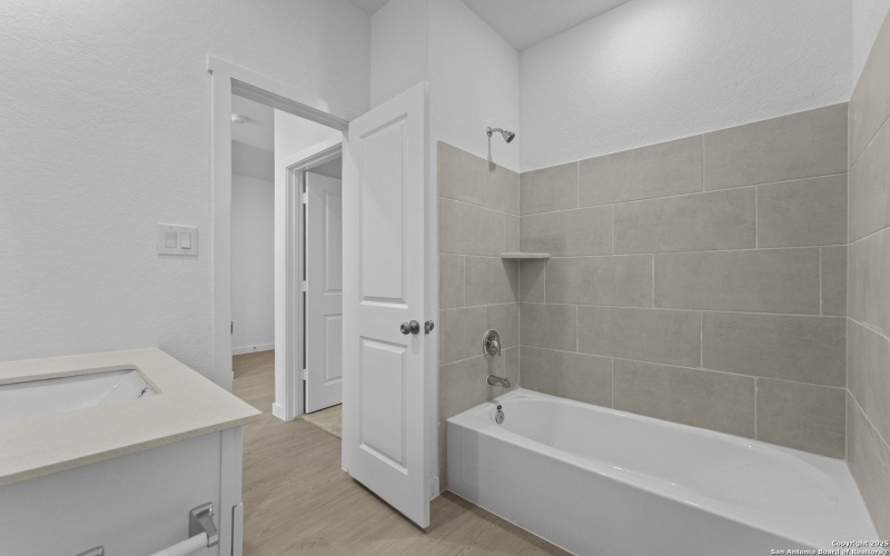 14823 Taradeau, San Antonio, TX 78254, 4 Habitaciones Habitaciones , ,3 BañosBaños,Residential,En Venta,14823 Taradeau,0,1932009