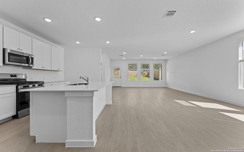 14847 Taradeau, San Antonio, TX 78254, 4 Bedrooms Bedrooms, ,3 BathroomsBathrooms,Residential,For Sale,14847 Taradeau,0,1932012