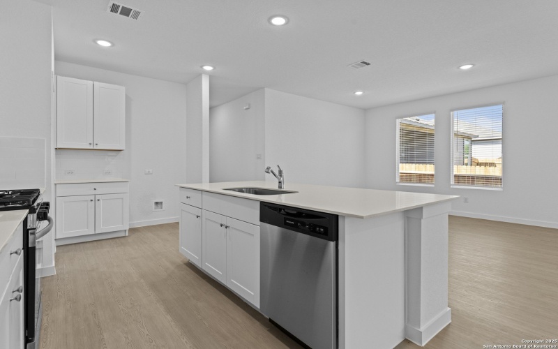 14815 Taradeau, San Antonio, TX 78254, 4 Bedrooms Bedrooms, ,3 BathroomsBathrooms,Residential,For Sale,14815 Taradeau,0,1932015