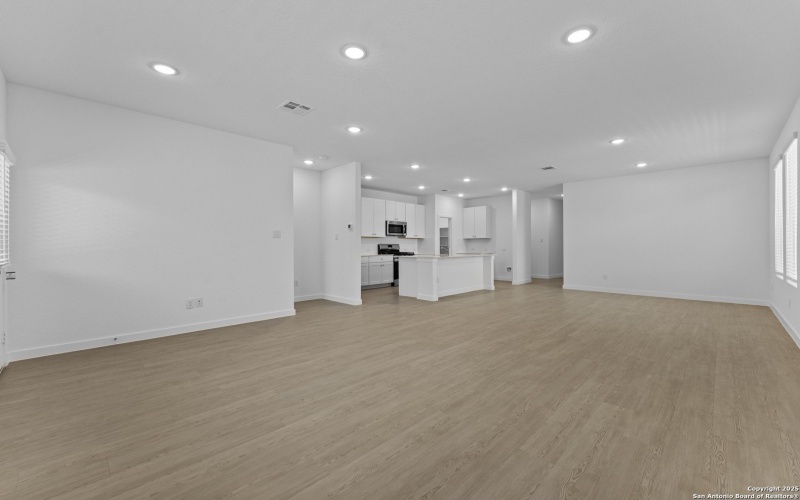 14815 Taradeau, San Antonio, TX 78254, 4 Bedrooms Bedrooms, ,3 BathroomsBathrooms,Residential,For Sale,14815 Taradeau,0,1932015