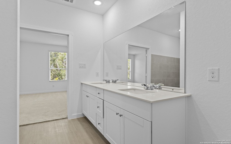 14815 Taradeau, San Antonio, TX 78254, 4 Bedrooms Bedrooms, ,3 BathroomsBathrooms,Residential,For Sale,14815 Taradeau,0,1932015