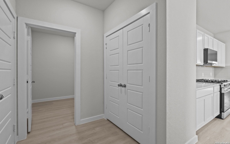 15519 Lonehollow Lake, San Antonio, TX 78253, 5 Bedrooms Bedrooms, ,3 BathroomsBathrooms,Residential,For Sale,15519 Lonehollow Lake,0,1932166