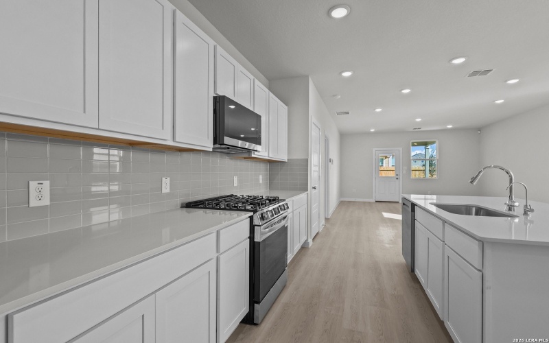 15519 Lonehollow Lake, San Antonio, TX 78253, 5 Bedrooms Bedrooms, ,3 BathroomsBathrooms,Residential,For Sale,15519 Lonehollow Lake,0,1932166