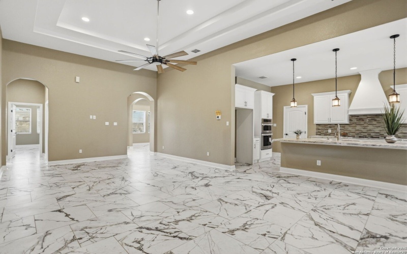 7802 Clearwater Blvd, Selma, TX 78154, 5 Bedrooms Bedrooms, ,5 BathroomsBathrooms,Residential,For Sale,7802 Clearwater Blvd,0,1932220