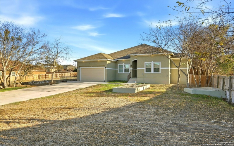 7802 Clearwater Blvd, Selma, TX 78154, 5 Bedrooms Bedrooms, ,5 BathroomsBathrooms,Residential,For Sale,7802 Clearwater Blvd,0,1932220