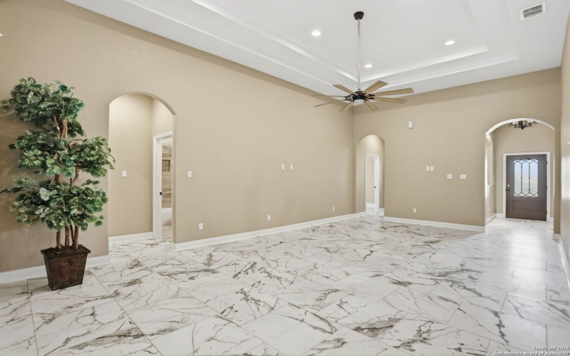 7802 Clearwater Blvd, Selma, TX 78154, 5 Bedrooms Bedrooms, ,5 BathroomsBathrooms,Residential,For Sale,7802 Clearwater Blvd,0,1932220