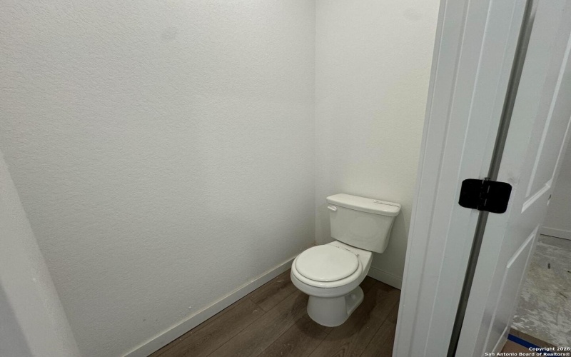 7111 Lower Crossing, San Antonio, TX 78252, 3 Bedrooms Bedrooms, ,2 BathroomsBathrooms,Residential,For Sale,7111 Lower Crossing,0,1932295