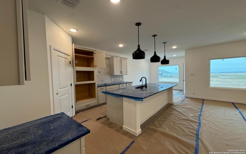 7111 Lower Crossing, San Antonio, TX 78252, 3 Bedrooms Bedrooms, ,2 BathroomsBathrooms,Residential,For Sale,7111 Lower Crossing,0,1932295