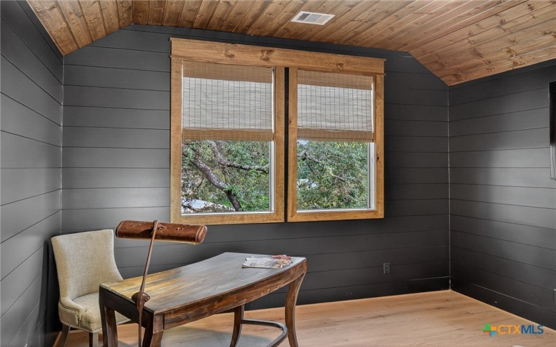 2001 Granite Cove Drive, Kingsland, TX 78639, 3 Bedrooms Bedrooms, ,3 BathroomsBathrooms,Residential,For Sale,2001 Granite Cove Drive,0,601145