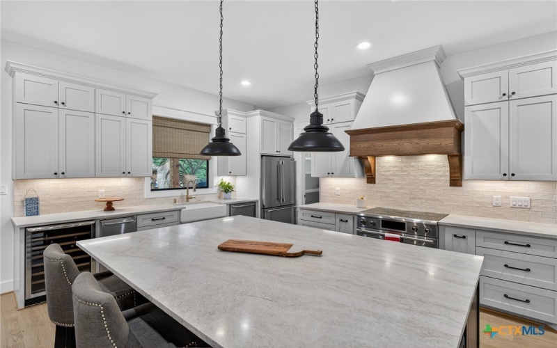 2001 Granite Cove Drive, Kingsland, TX 78639, 3 Bedrooms Bedrooms, ,3 BathroomsBathrooms,Residential,For Sale,2001 Granite Cove Drive,0,601145