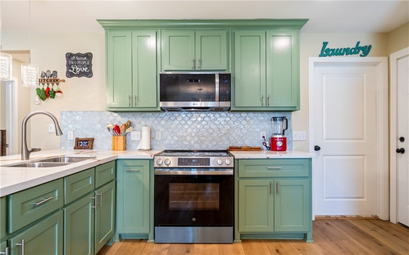 915 Craig Street, Corpus Christi, TX 78404, 3 Bedrooms Bedrooms, ,2 BathroomsBathrooms,Residential,For Sale,915 Craig Street,0,469479