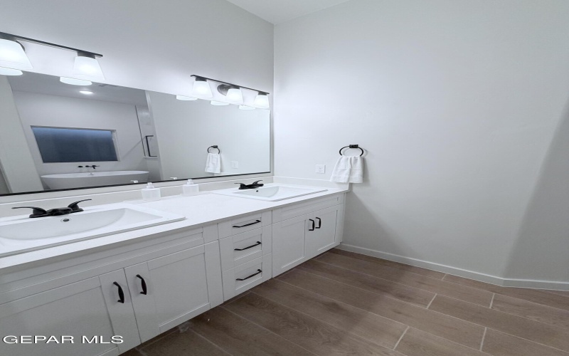 812 ACTON Street, El Paso, TX 79928, 4 Habitaciones Habitaciones , ,2 BañosBaños,Residential,En Venta,812 ACTON Street,0,936144