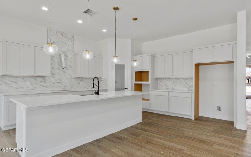 1112 Steel Hill Avenue, Santa Teresa, NM 88008, 4 Habitaciones Habitaciones , ,2 BañosBaños,Residential,En Venta,1112 Steel Hill Avenue,0,936150