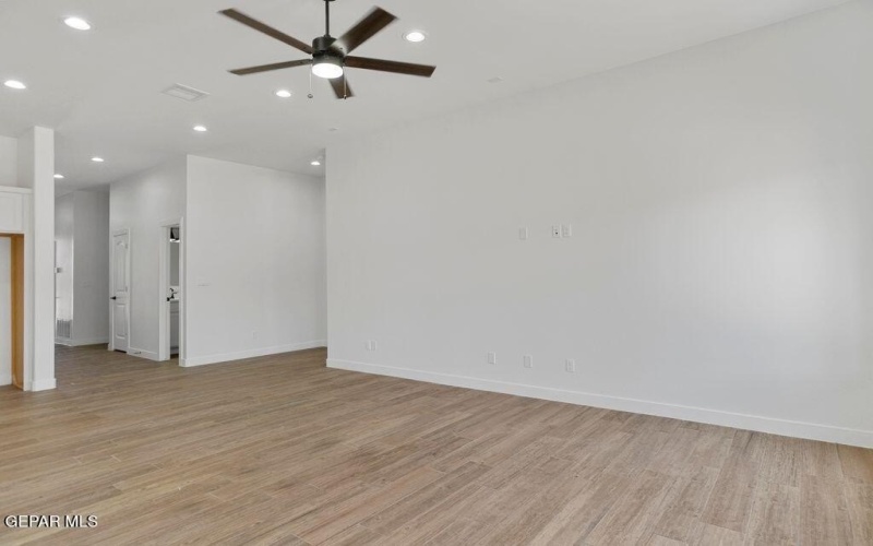 1112 Steel Hill Avenue, Santa Teresa, NM 88008, 4 Habitaciones Habitaciones , ,2 BañosBaños,Residential,En Venta,1112 Steel Hill Avenue,0,936150