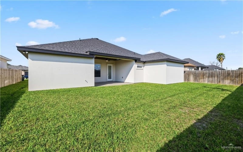 1300 S Waxahachie Street, Alton, TX 78573, 3 Habitaciones Habitaciones , ,2 BañosBaños,Residential,En Venta,1300 S Waxahachie Street,0,491656