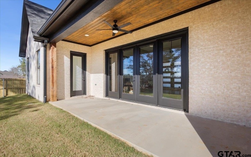 12181 Oak Grove Dr., Tyler, TX 75706, 4 Bedrooms Bedrooms, ,3 BathroomsBathrooms,Residential,For Sale,12181 Oak Grove Dr.,0,26000412