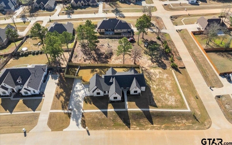 12181 Oak Grove Dr., Tyler, TX 75706, 4 Bedrooms Bedrooms, ,3 BathroomsBathrooms,Residential,For Sale,12181 Oak Grove Dr.,0,26000412