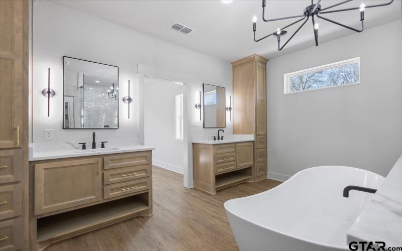 12377 Madison Xing, Bullard, TX 75757, 5 Bedrooms Bedrooms, ,3 BathroomsBathrooms,Residential,For Sale,12377 Madison Xing,0,26000413