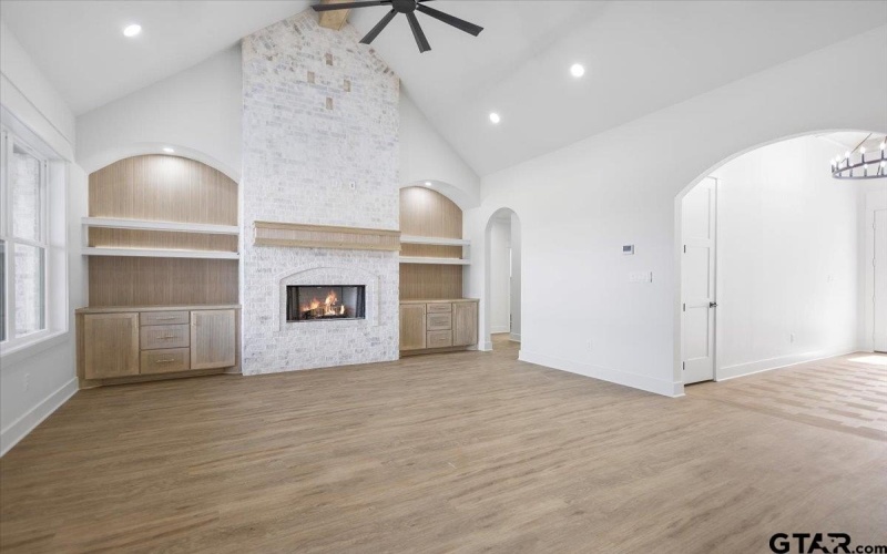 12377 Madison Xing, Bullard, TX 75757, 5 Bedrooms Bedrooms, ,3 BathroomsBathrooms,Residential,For Sale,12377 Madison Xing,0,26000413