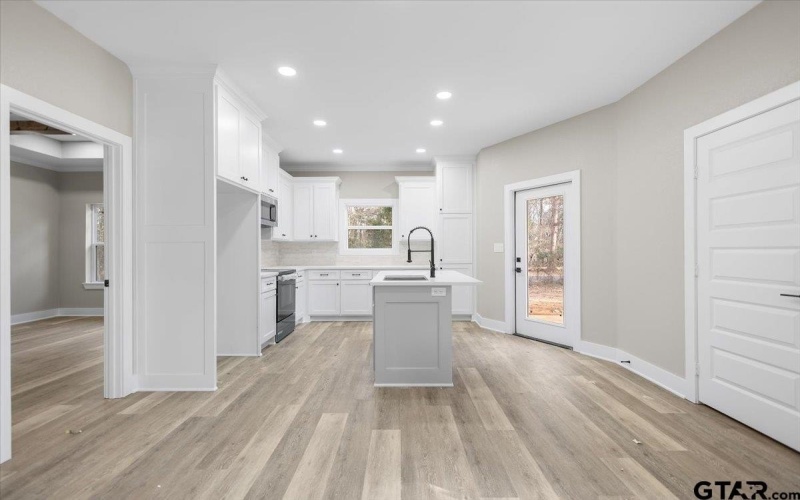 663 Caroline Bend, Bullard, TX 75757, 3 Bedrooms Bedrooms, ,2 BathroomsBathrooms,Residential,For Sale,663 Caroline Bend,0,26000414