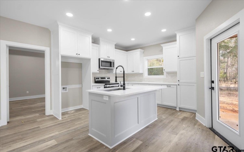 663 Caroline Bend, Bullard, TX 75757, 3 Bedrooms Bedrooms, ,2 BathroomsBathrooms,Residential,For Sale,663 Caroline Bend,0,26000414