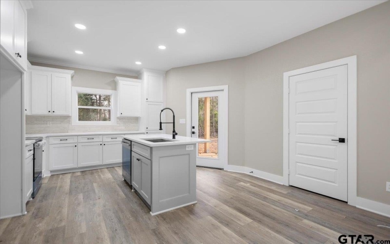 663 Caroline Bend, Bullard, TX 75757, 3 Bedrooms Bedrooms, ,2 BathroomsBathrooms,Residential,For Sale,663 Caroline Bend,0,26000414