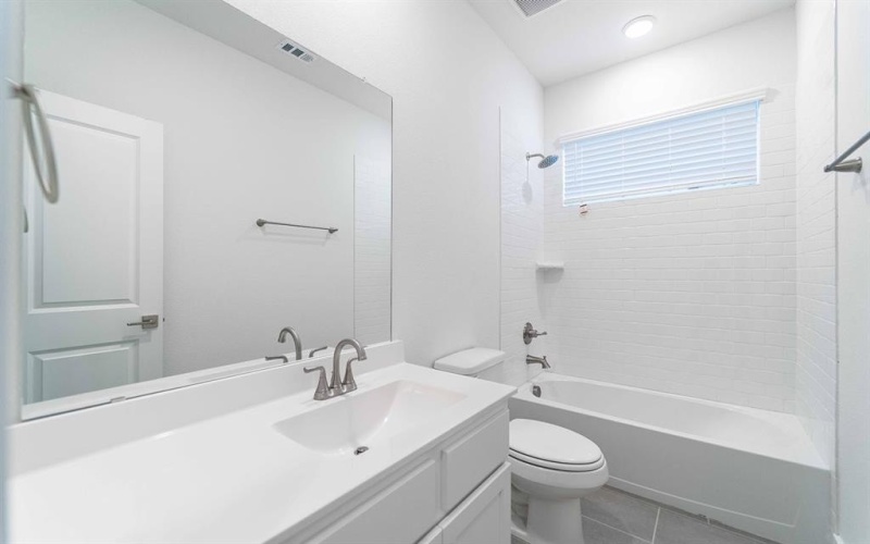 6517 Millie Way, McKinney, TX 75070, 3 Bedrooms Bedrooms, ,3 BathroomsBathrooms,Residential,For Sale,6517 Millie Way,0,20586352